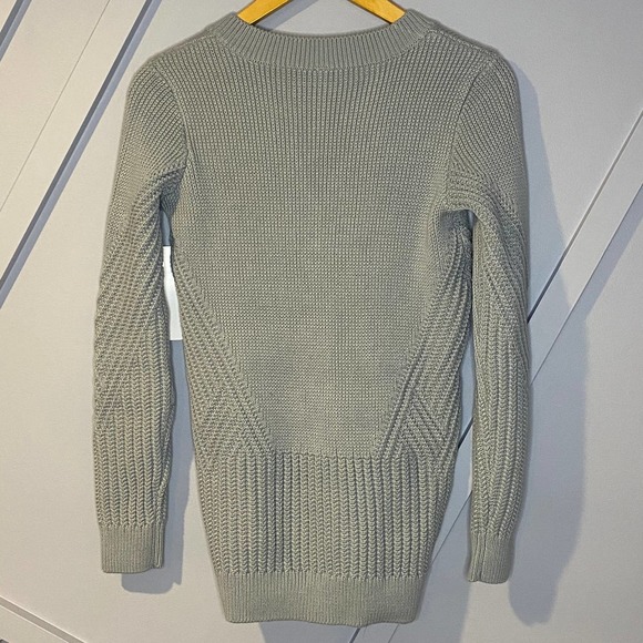 Athleta Teton V Neck Sweater NWT voyage gray - Picture 9 of 12